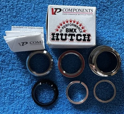 Hutch Integrated 1 1/8 Headset Chrome Sealed Bearings - Image 1 of 4