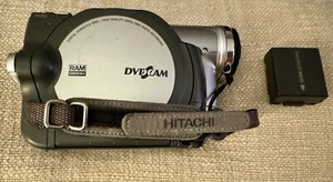 Hitachi DVDCam DZ-MV730A Has Battery UNTESTED Video Camera Parts - Picture 1 of 9
