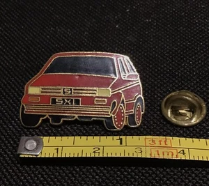 Suzuki SX1 2 Door Red Car Automobile Vintage Enamel Pin Badge - Picture 1 of 1