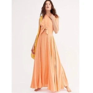 Neu mit Etikett Free People My Long Time Love The Endless Maxi Neckholder-Kleid pfirsichfarben L - Bild 1 von 8