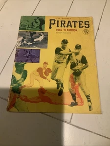 1967 Pittsburg Piraten Jahrbuch MLB #1200 - Bild 1 von 4