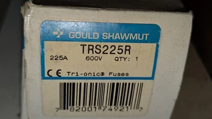 (1) Gould Shawmut TRS225R Time Delay Tri-onic Fuse 225A 600V NIB - Picture 1 of 4
