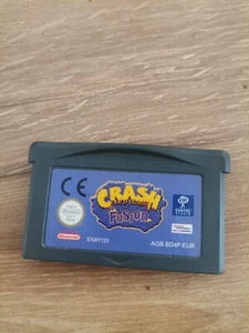 Crash Bandicoot Fusion (Nintendo Game Boy Advance, 2004) - Bild 1 von 2