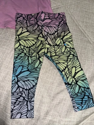 Conjunto cómodo de 2 piezas de top y leggings manga corta Puma para niña 18M Foto 1 de 4