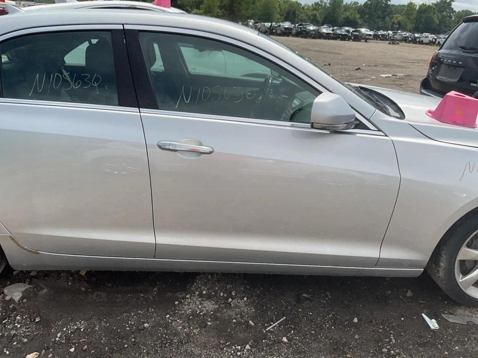 Passenger Right Front Door Sedan Fits 13-18 ATS 2056870 Foto 1 de 1