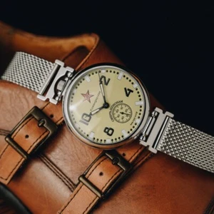 Soviet Military Watch "Death to Spies", Komandirskie - Molnija Mechanical Watch - Picture 1 of 4