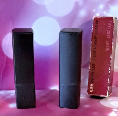 LOTE × 2 ¡Coqueteo! Lápiz labial Flirt High Wattage intenso y cremoso color de labios Dazzle 27 Foto 1 de 3