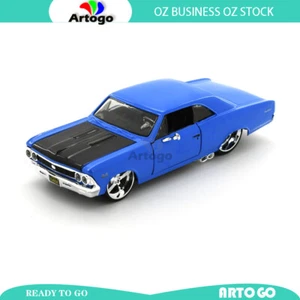 Highly precision CLASSIC Muscle 1966 Chevrolet Chevelle SS 396 Blue scale 1:24 - Picture 1 of 4