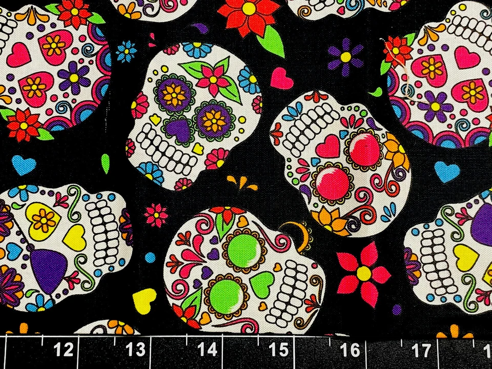 Tina Chatarra 9"x21" Calavera de Azúcar Halloween Día de los Muertos Tela de Algodón Coco Negro Foto 1 de 1