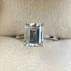Anillo de compromiso solitario moissanita corte esmeralda de 2,50 quilates oro blanco sólido de 14 K - Imagen 1 de 7
