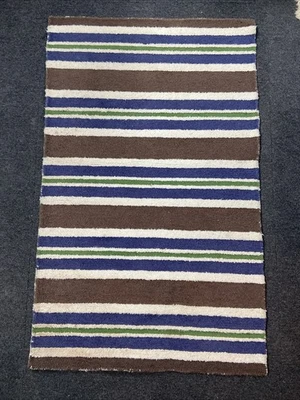 2 alfombras Pottery Barn Kids Riley a rayas con bucle de habitación 3' x 5' azul marrón 2 alfombras Foto 1 de 4