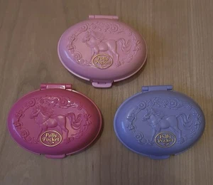 Vintage Polly Pocket - Set Of 3/Pony Stables: Palomino, Unicorn & Shetland - Picture 1 of 2