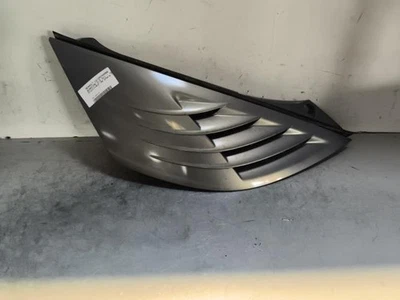 Enjoliveur de phare droit RENAULT AVANTIME - Photo 1/4