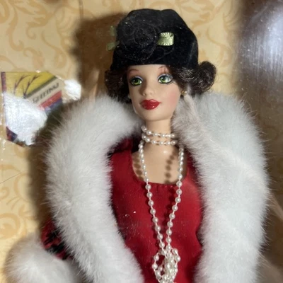 Nuevo 1997 Holiday Voyage Barbie Hallmark Holiday Homecoming Collector Series Foto 1 de 4