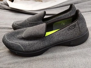 Zapatos Skechers GOwalk 4 para mujer talla 9 grises sin cordones cómodos Goga Max caminar BBK - Imagen 1 de 12