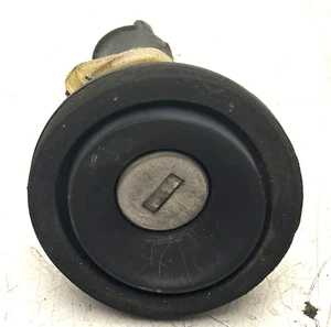 Piezas de Repuesto Utiliza, Trinquete Maletero Trasero Fiat Punto, Año: 2006 - Imagen 1 de 2