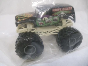 New Sealed Bag 20th Anniversary Grave Digger 1:64 Diecast 2002 Hot Wheels Rare - Picture 1 of 11