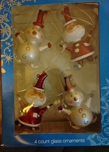 Set Of 4 To Glass Ornaments - Picture 1 of 5