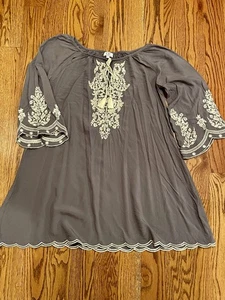 Usado en Excelente Condición Mini Vestido Túnica Chic Connection Gris/Blanco Bordado Manga 3/4 Para Mujer L - Imagen 1 de 9