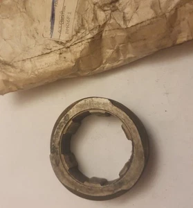 Job lot of 3 genuine Leyland gears, part number 437K24 FREE SHIPPING - Picture 1 of 1