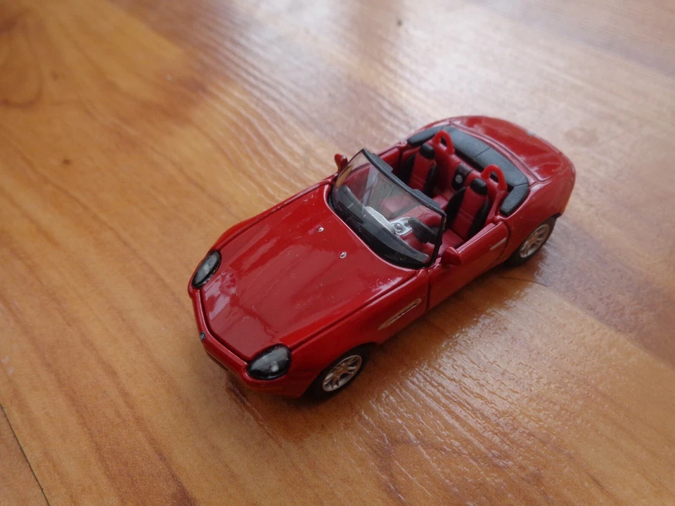 1/72 Cararama Clásico BMW Z8 Roadster Rojo Fundido Modelismo Coche - Imagen 1 de 1