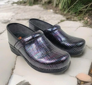 Dansko Pro XP Damen Leder Clogs Groove Steel Design Gr. EU 40 / US 9,5 - 10 - Bild 1 von 14