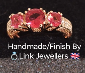 FZN: Woman Gold Ring. Size K-L. Simulated Brilliant Cut 3 Red Diamond Ruby - Picture 1 of 14