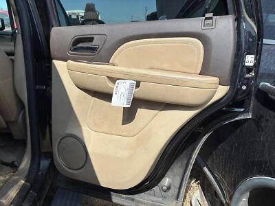 2007 GMC Yukon Denali Rear Passenger Door Trim Panel 07 08 09 OEM - Imagem 1 de 4