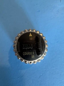 IBM Selectric III parte Element COURIER 10P # 1352002 USADO GENUINO IBM BUEN ESTADO - Imagen 1 de 1