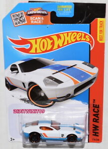 HOT WHEELS 2015 TRACK ACES - HW RACE FORD SHELBY GT-1 CONCEPT WHITE