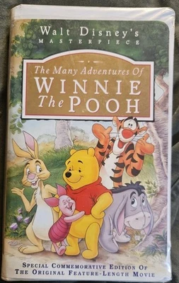 The Many Adventures of Winnie the Pooh VHS Disney Clamshell Estate Item As Is GC - Image 1 of 3