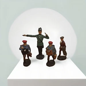 Seltene Elastolin Figuren der 30er Jahre – 4 Vintage Miniaturen: 2 Gepäckträger, - Bild 1 von 6