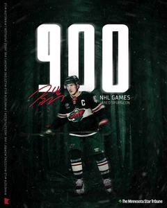 Foto de hockey de Jared Spurgeon 900 juegos de carrera jugados Minnesota Wild 8x10 NHL - Imagen 1 de 1