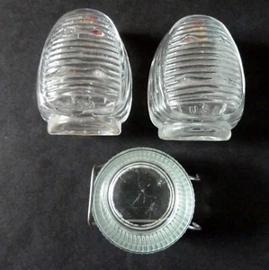 C Lot of 3 Vintage Glass Bird Cage Feeders Matching Pair Made USA & Wire + Cup - Picture 1 of 8