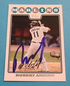 Tarjeta autografiada por Robert Andino 2008 Topps #UH269 Florida Marlins 2008 firmada a mano - Imagen 1 de 3