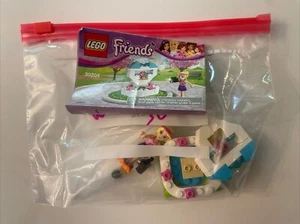 Lego Friends Stephanie and Wish Fountain 30204 Rare Promo Set (2015) 100% - Picture 1 of 2