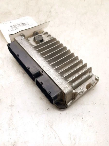 Toyota Prius 2014 motor módulo de control electrónico montaje ECM  Foto 1 de 4