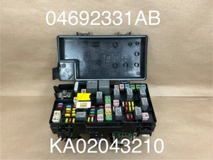 2011 Dodge Nitro Jeep Liberty TIPM Fuse Box Relay Unit Module 04692331AB - Picture 1 of 15