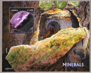 A2005 - LIBERIA, ERROR: Misperf SOUVENIR SHEET - 2020, Minerals, Rocks, Smaragds - Bild 1 von 1