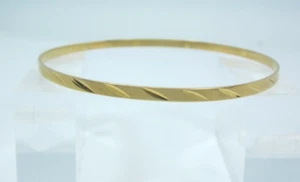 STUNNING LADIES 8K YELLOW GOLD BANGLE STYLE 8" BRACELET 7.1G - Picture 1 of 7
