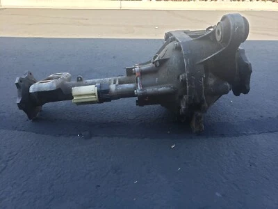 2005 Chevy Silverado 1500 4x4 Front Differential in good condition - Image 1 of 4