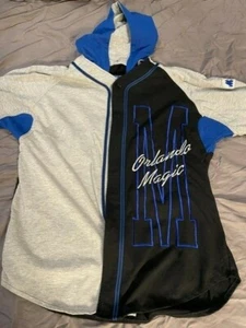 Camiseta deportiva con botones mágica de colección para hombre con capucha XL  - Imagen 1 de 8