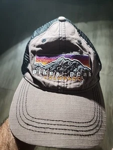 Gebrauchte Pikes Peak Colorado Mütze Kappe Einheitsgröße verstellbar weinrot & schwarz Farbe - Bild 1 von 4