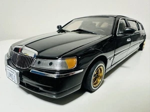 SunStar 00 Lincoln Limo lowrider custom 1 18 discontinued - Picture 1 of 9