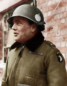 General Anthony McAuliffe 101st Airborne Division Distinguished Service Medal - Picture 1 of 1