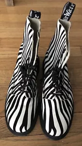 Dr Martens Pascal White And Black AW004 Zebra Print women’s size 10 New - Picture 1 of 16