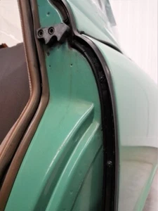 Wartburg 311 / 312 Gummi Dichtung zwischen Tür und Kotflügel Oldtimer SW10893 - Bild 1 von 3