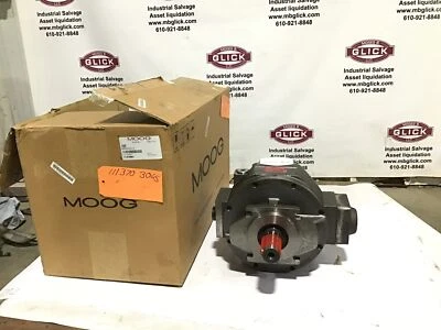 BOMBA DE PISTÓN MOOG D954Z8054 Y BOMBA DE ENGRANAJES HIDRÁULICOS VOITH IPNL 5-64 900 Foto 1 de 4