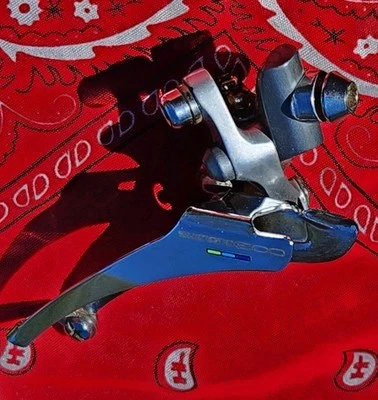 Desviador delantero Shimano 600 Ultegra FD-6400 tracción inferior de colección Foto 1 de 4