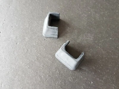 Marco ventana original Mercedes Unimog 406 alféizar A4067270298 (par) Foto 1 de 4